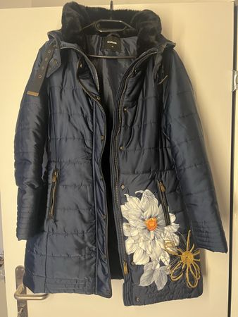 Desigual Wintermantel Jacke , Grösse 38 / 40, Neu🌸