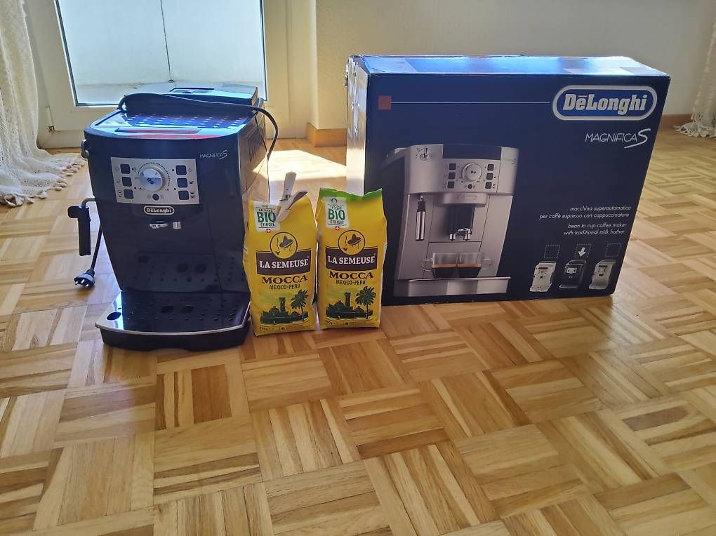 De'Longhi Macchine per caffè & Macchine per espresso: Delonghi Kaffeemaschine – Usato da Effretikon venduto da rac_z6lj