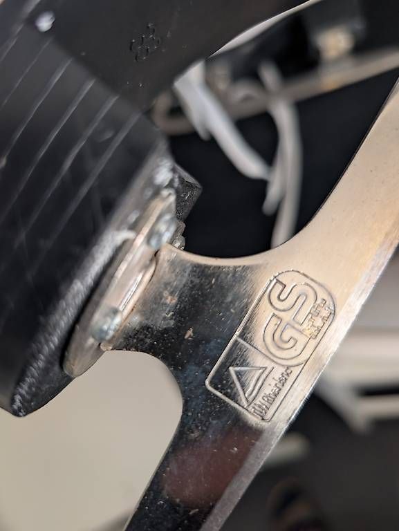 Pattini da ghiaccio: Schlittschuhe Mädchen Gr. 33 – Usato da Adliswil venduto da jonas.liljenfeldt 2