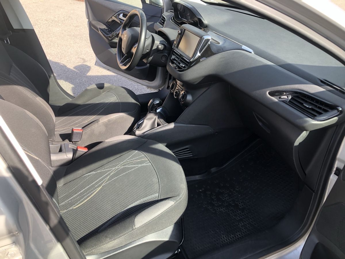 Peugeot Autos: Peugeot 208 – Gebraucht aus Lossy von Bmwpassion 8