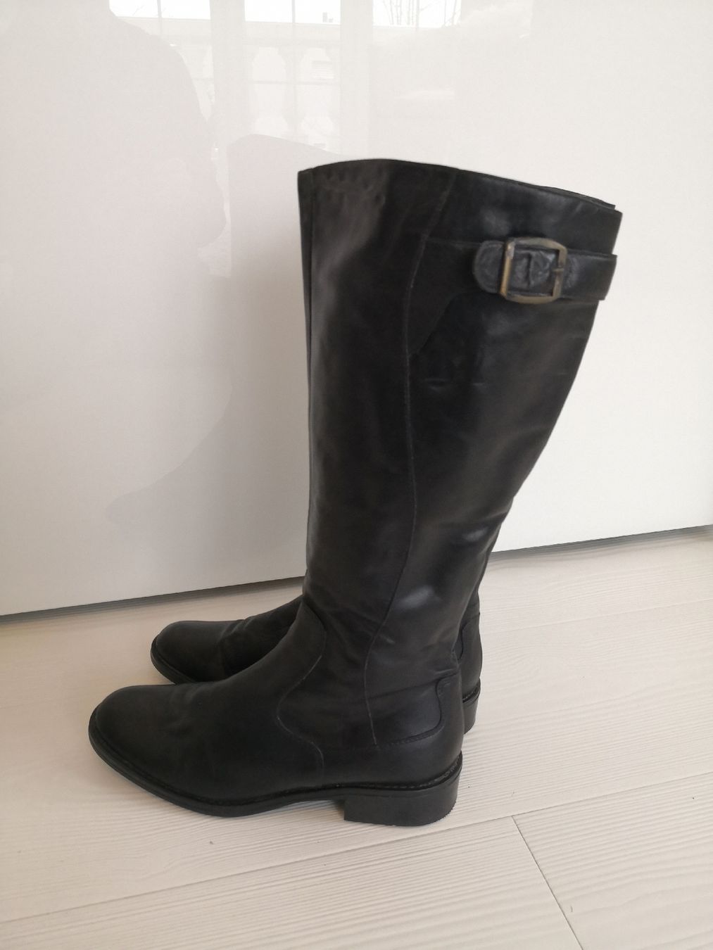 Scarpe da donna: 🤩PASITO LEDER-STIEFEL, SCHWARZ – Usato da Olten venduto da Naja-Twins-Twins