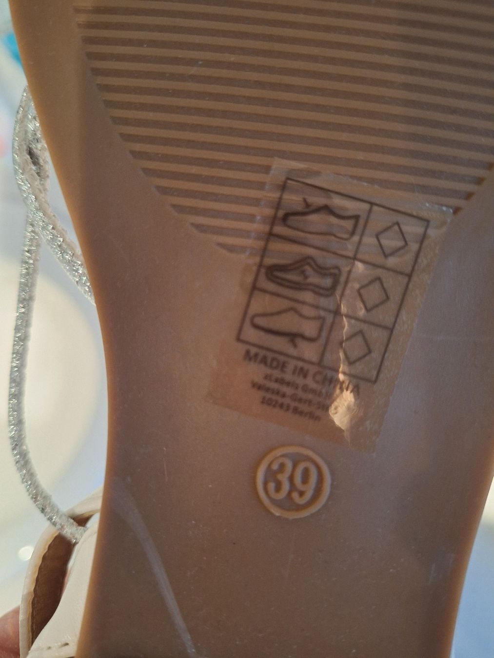 Anna Field Scarpe da donna: flache Sandalen weiss, neu, Gr. 39 – Nuovo e nell'imballaggio originale da Lupfig venduto da Nanda89 2