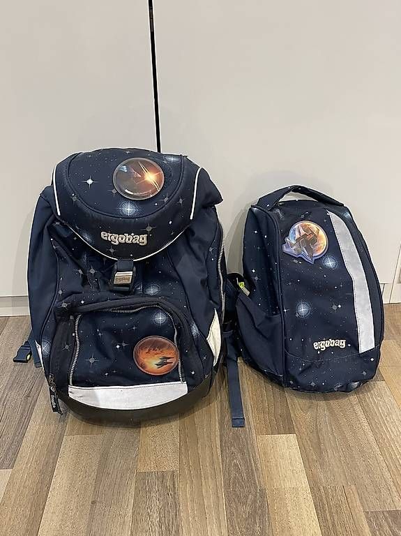 Sacs & sacs à dos: Ergobag mit Sporttasche  – D'occasion à Therwil par Bridges