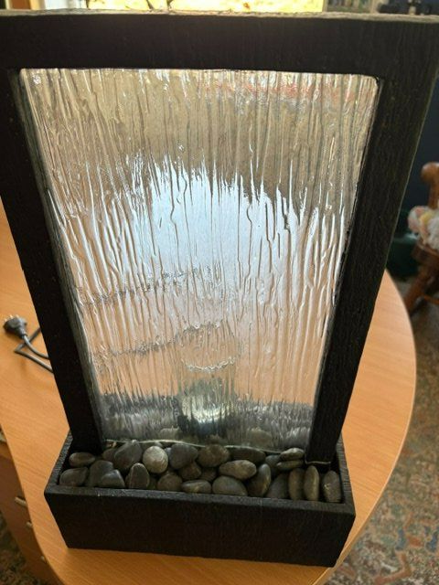 Teiche & Zierbrunnen: Fontaine lumineuse – Gebraucht aus Palézieux von MyriamEdward