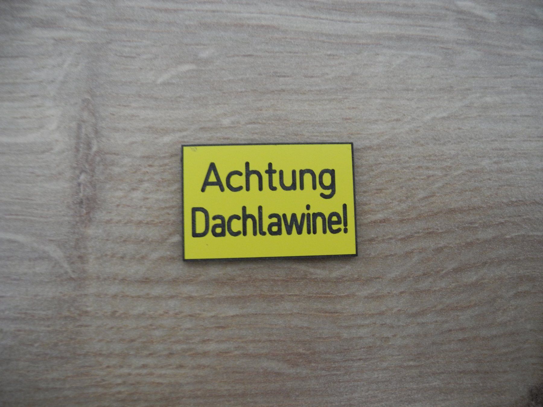 SBB/CFF/FFS Schilder: KLEINES BAHNSCHILD – Neu (gemäss Beschreibung) aus Reinach AG von Huckleberrysix