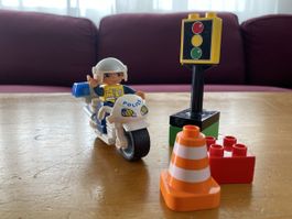Lego Duplo - Motorradpolizist 5679