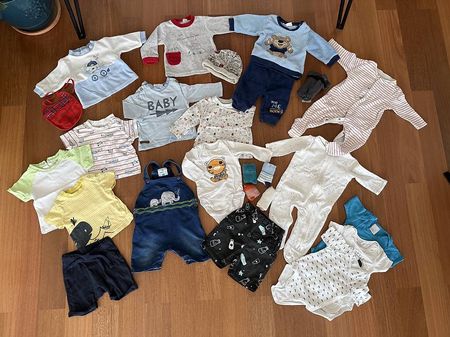 Baby Kleiderpaket Grösse 62 (25 Stk.)