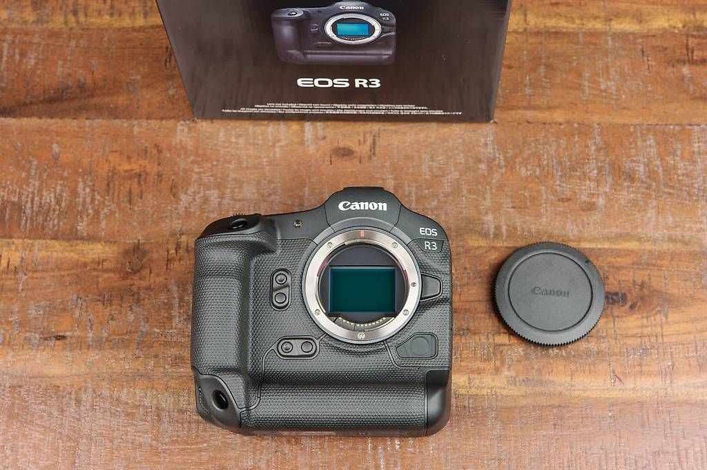 Canon Fotocamera: Canon EOS R3 absolut neuwertig – Usato da Winterthur venduto da _cyb3r-w0lf_ 1