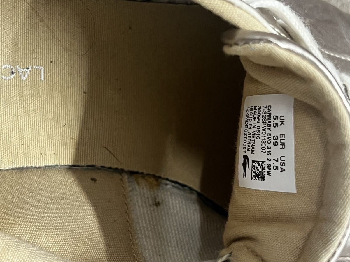 Lacoste Scarpe da donna: Lacoste Sneaker Silber Grösse 39 Gebraucht – Usato da Moosleerau venduto da ang_hbz2 1