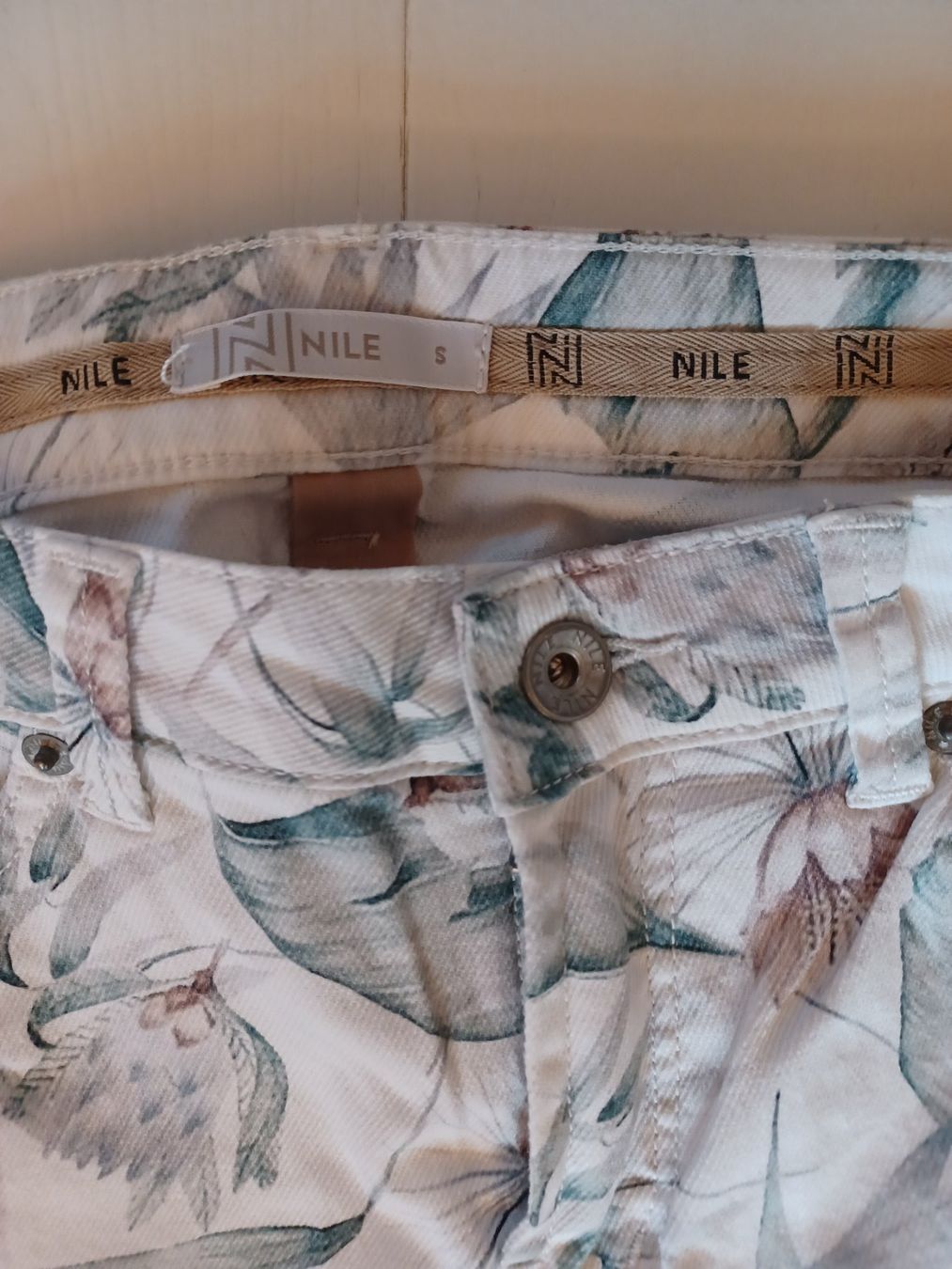 Nile Pantaloni: Hose von Nile – Nuovo (secondo la descrizione) da Willisau venduto da chriwil 2