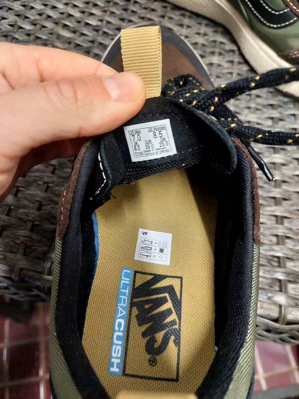 Vans Scarpe da uomo: Vans ultrarange exo 39 – Nuovo (secondo la descrizione) da Vauffelin venduto da Cbelet25 2