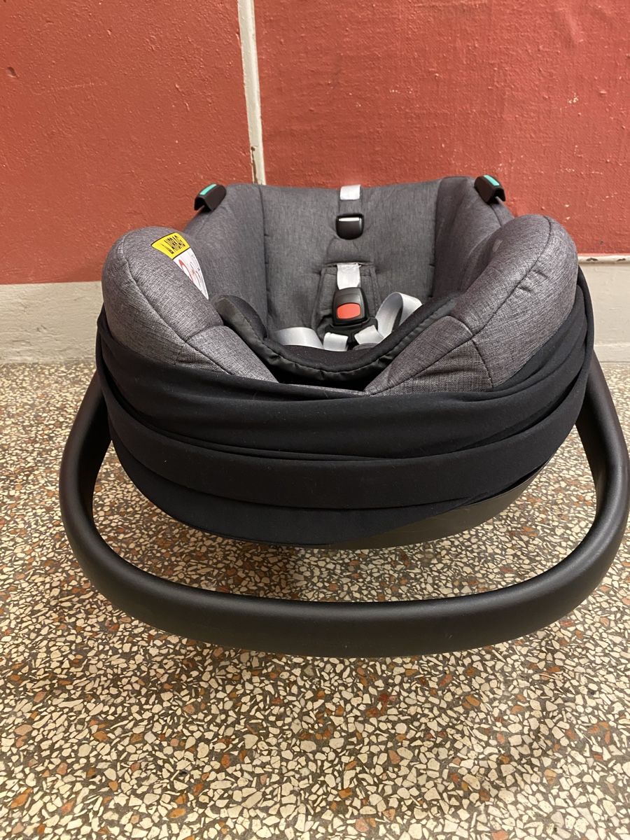 Maxi-Cosi Seggiolini per auto: Maxi-Cosi Babyschale CabrioFix S – Usato da St.Gallen venduto da kingsamas 5