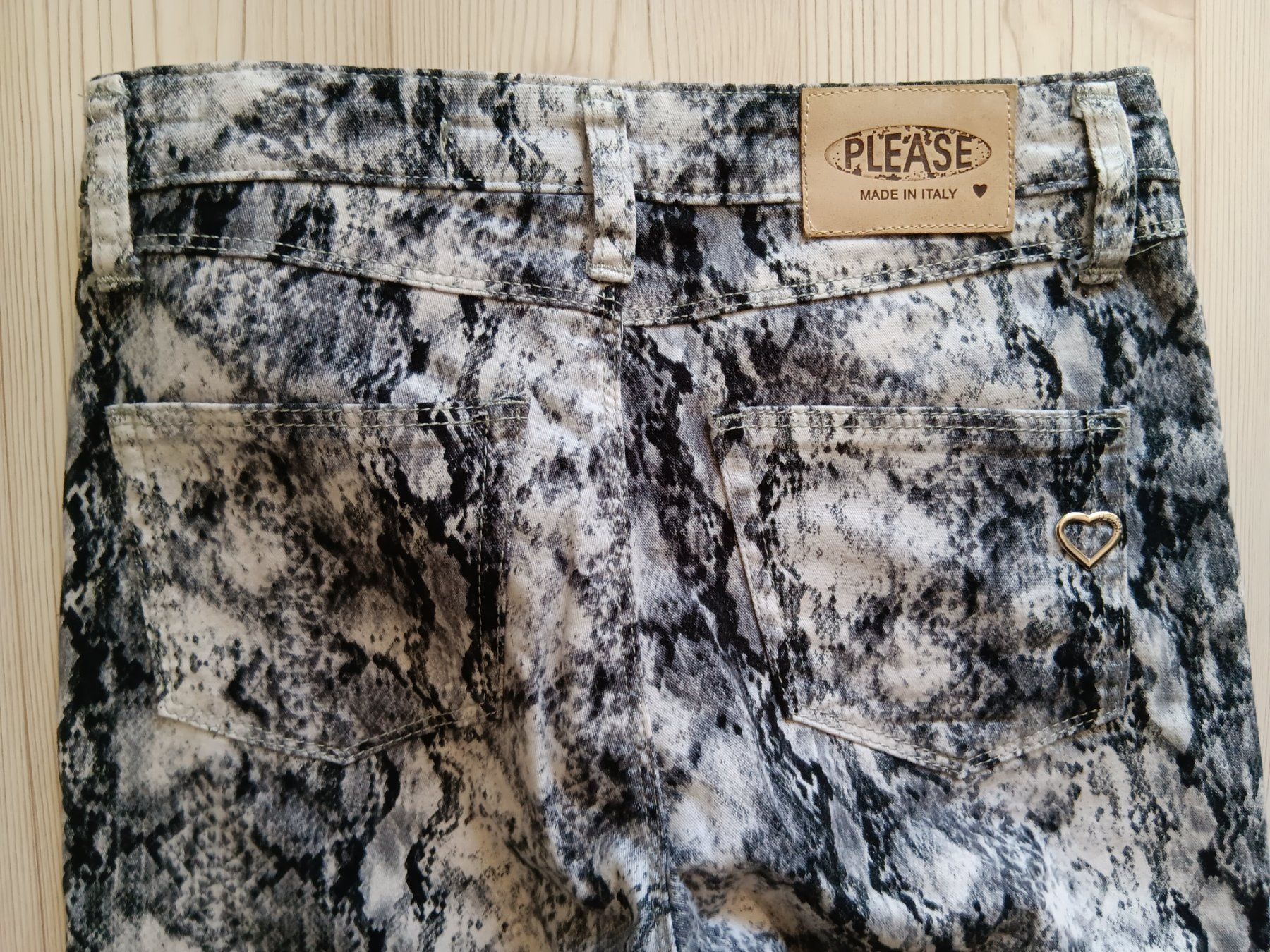 Please Jeans Jeans: PLEASE P78 Jeans taille / Grosse XXS – Gebraucht aus Cossonay-ville von Super-Price-Quality 6