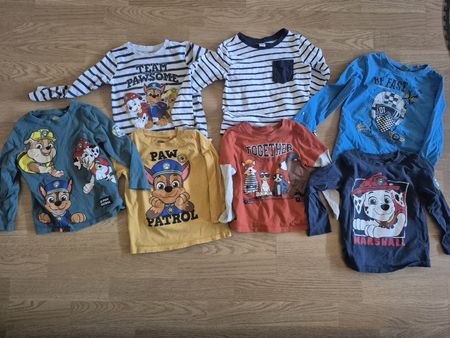 Lot de 7 pulls fin taille 104 
