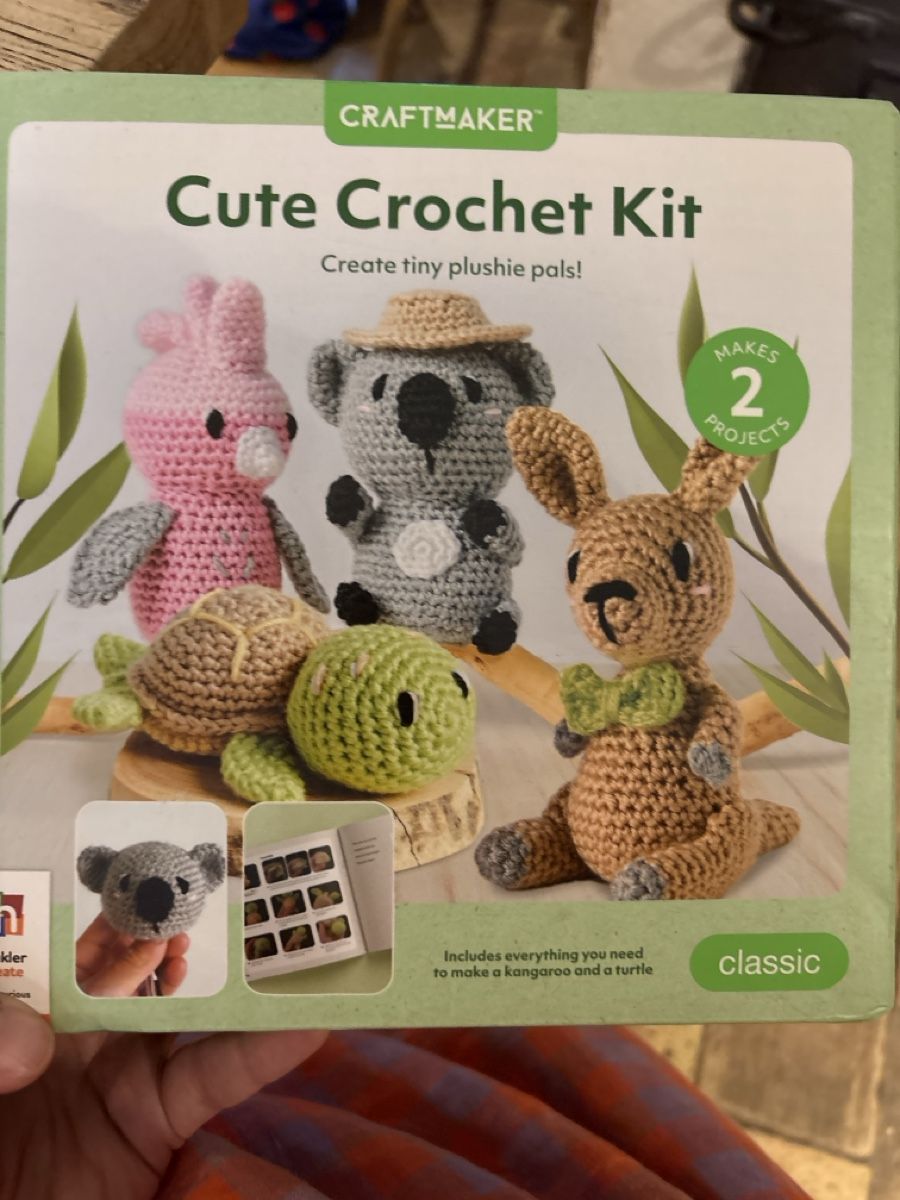 Kit bricolage: Häkelset Schildkröte und Känguru Englisch  – Nuovo (secondo la descrizione) da Mettmenstetten venduto da Coucou1512