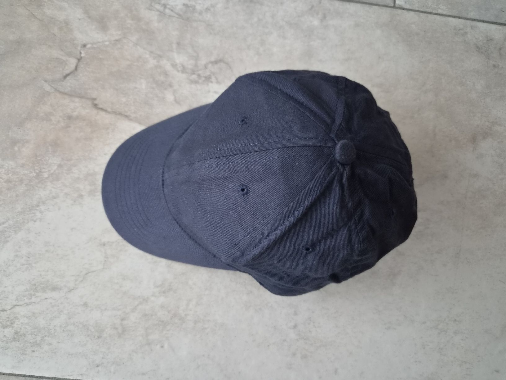 Chapeaux, bonnets & casquettes: Baseballcap dunkelblau Baumwolle Grösse 58cm – D'occasion à Niederrohrdorf par Miripfiri 1