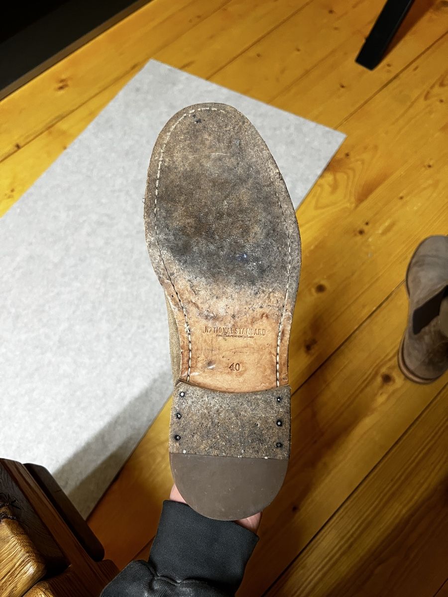 Herrenschuhe: National Standard Stylish Suede Chelsea Boots - Size 40 – Gebraucht aus flawil von KauzigerBergeremit 1