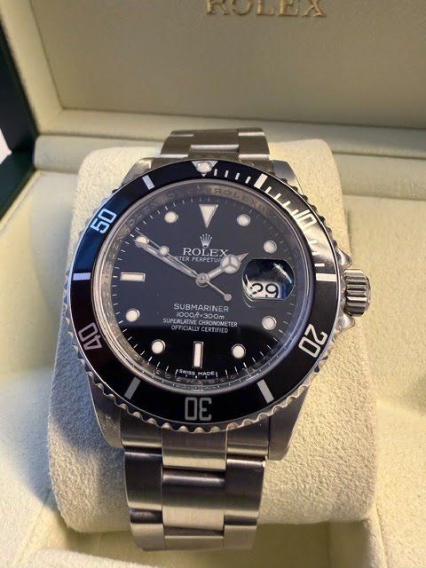 Rolex Orologi: Rolex Submariner Date 16610  "RRR"  2010 /  Box & Papers – Usato da Zürich venduto da Reu 1