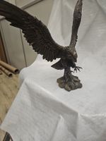 Grosse Adler Figur
