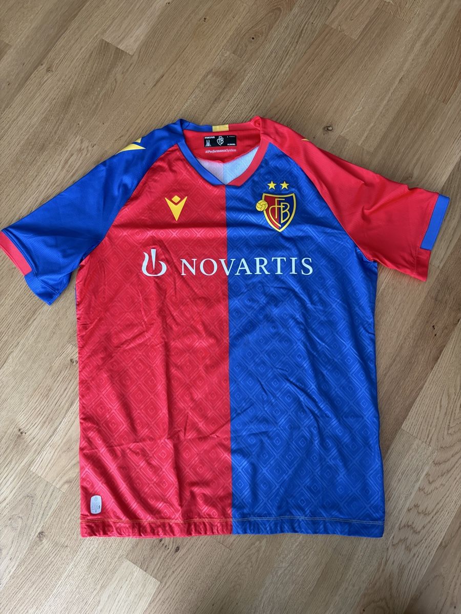 FC Basel Leibchen & Hosen: FC Basel Match Trikot Saison 2023/24 - Grösse L – Gebraucht aus Reinach BL von NICI116