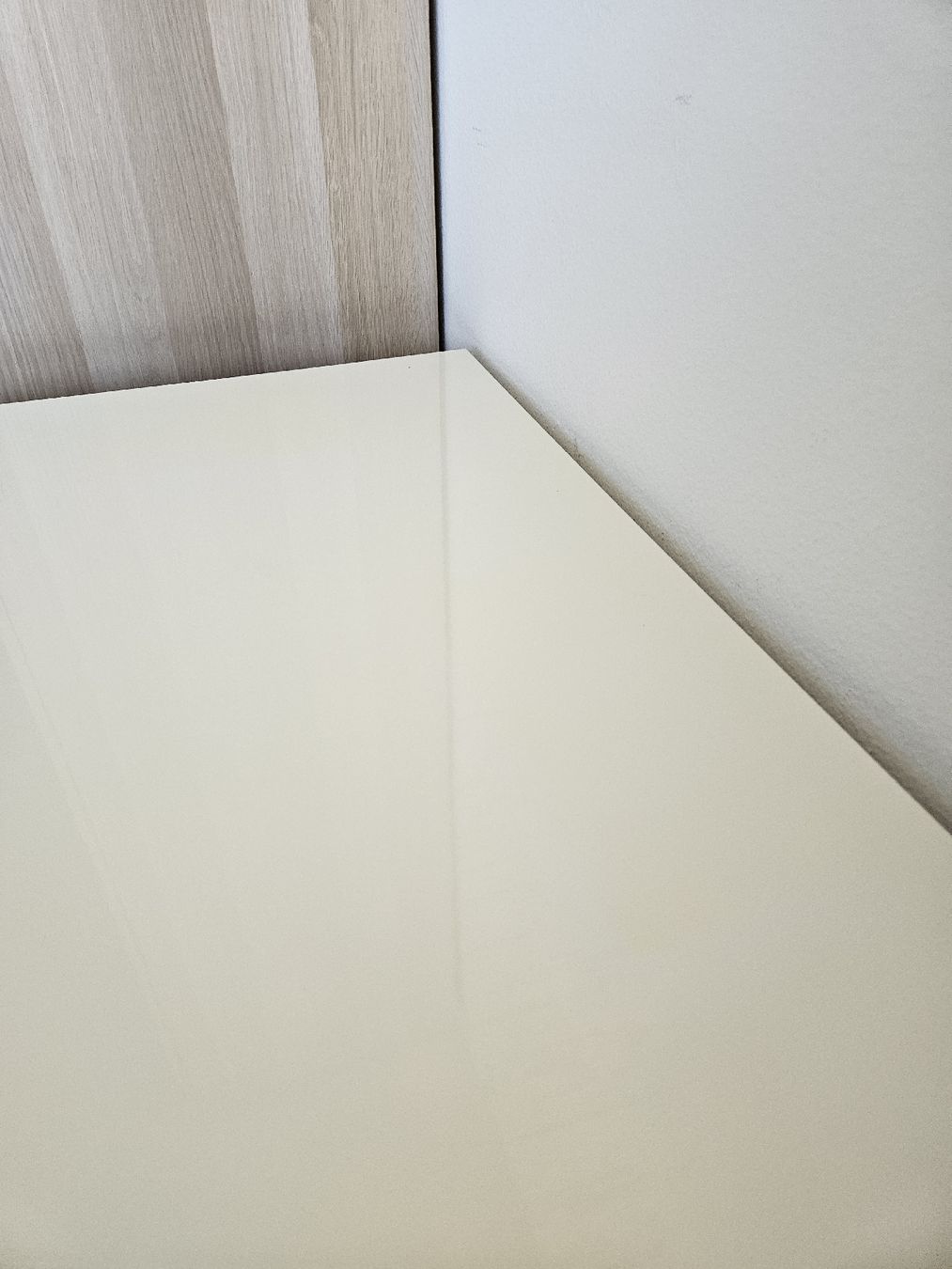 Scrivanie: Bürotisch weiss mit Chromstahlfüssen – Usato da Winterthur venduto da seseselin 1