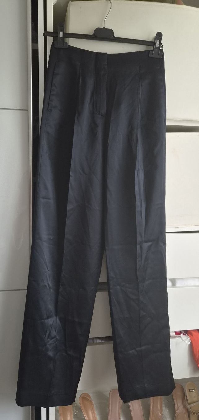 Massimo Dutti Pantaloni: Massimo Dutti, neue Hose Gr. 34 – Nuovo (secondo la descrizione) da Frenkendorf venduto da Moon111