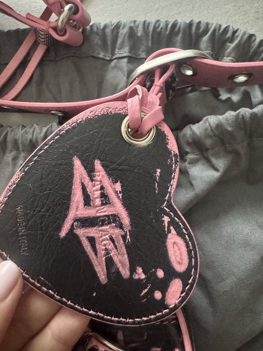 Balenciaga Taschen für Damen: Balenciaga  – Neu und originalverpackt aus cadempino von fio_cbt9 3