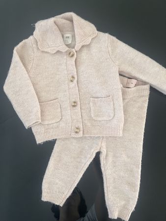 Ensemble H&M bébé fille 68cm, comme neuf, cardigan+pantalon