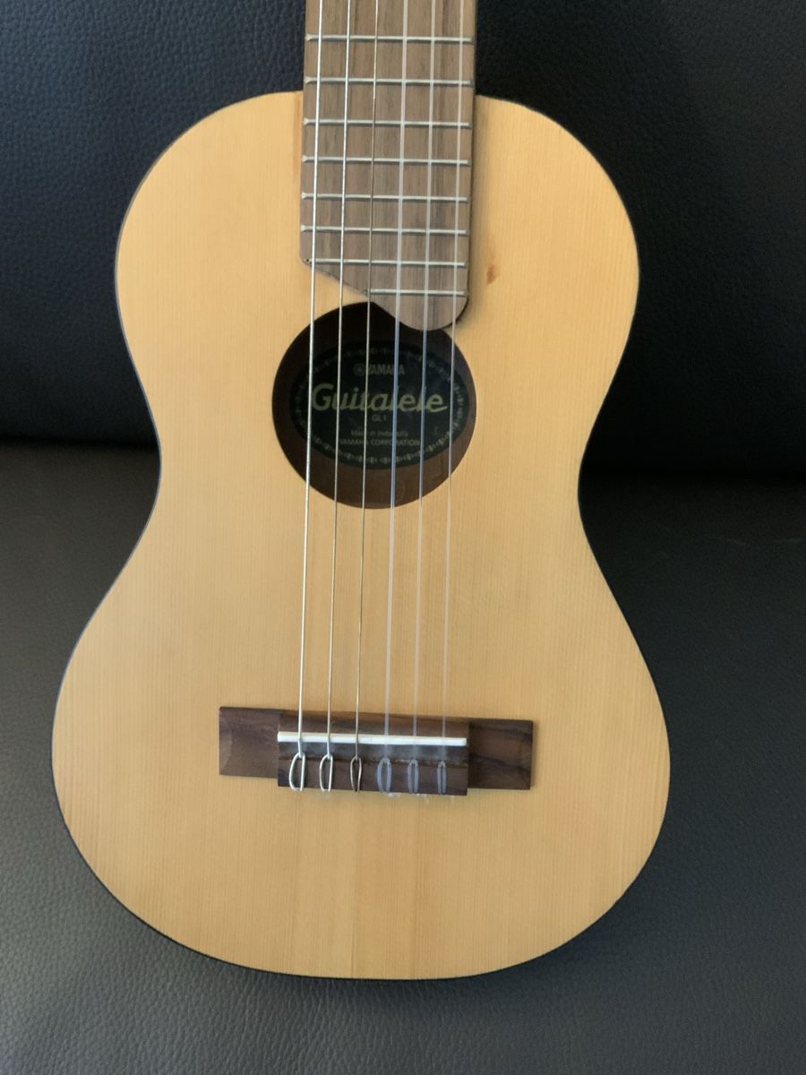Yamaha Musikinstrumente: Yamaha Guitalele GL-1 – Gebraucht aus Bassersdorf von  2