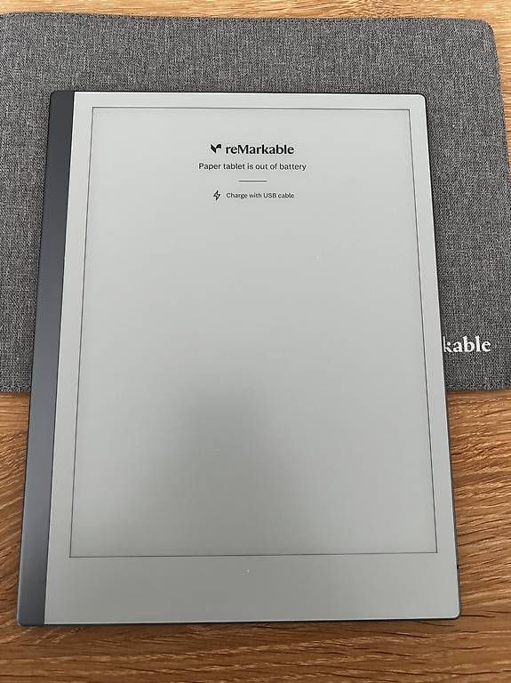 Tablettes PC: Remarkable 2 mit Tasche und Stift – D'occasion à Oberwil-Lieli par Jo-Ke 2