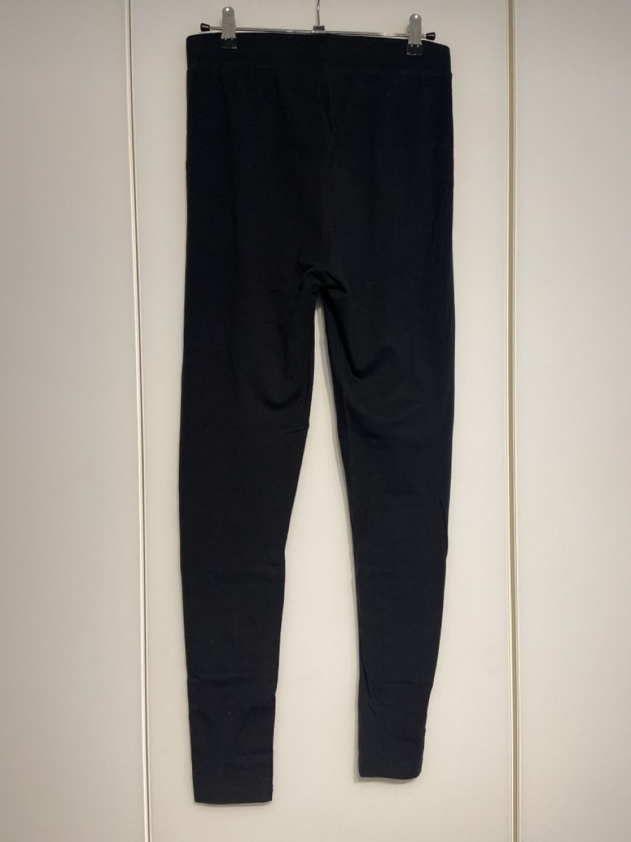 Hummel Pantaloni: Sporthose Gr.M – Usato da Arth venduto da ssu_8v2j 1