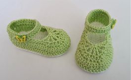 Baby-Riemchenschuh lindgrün, gehäkelt_17