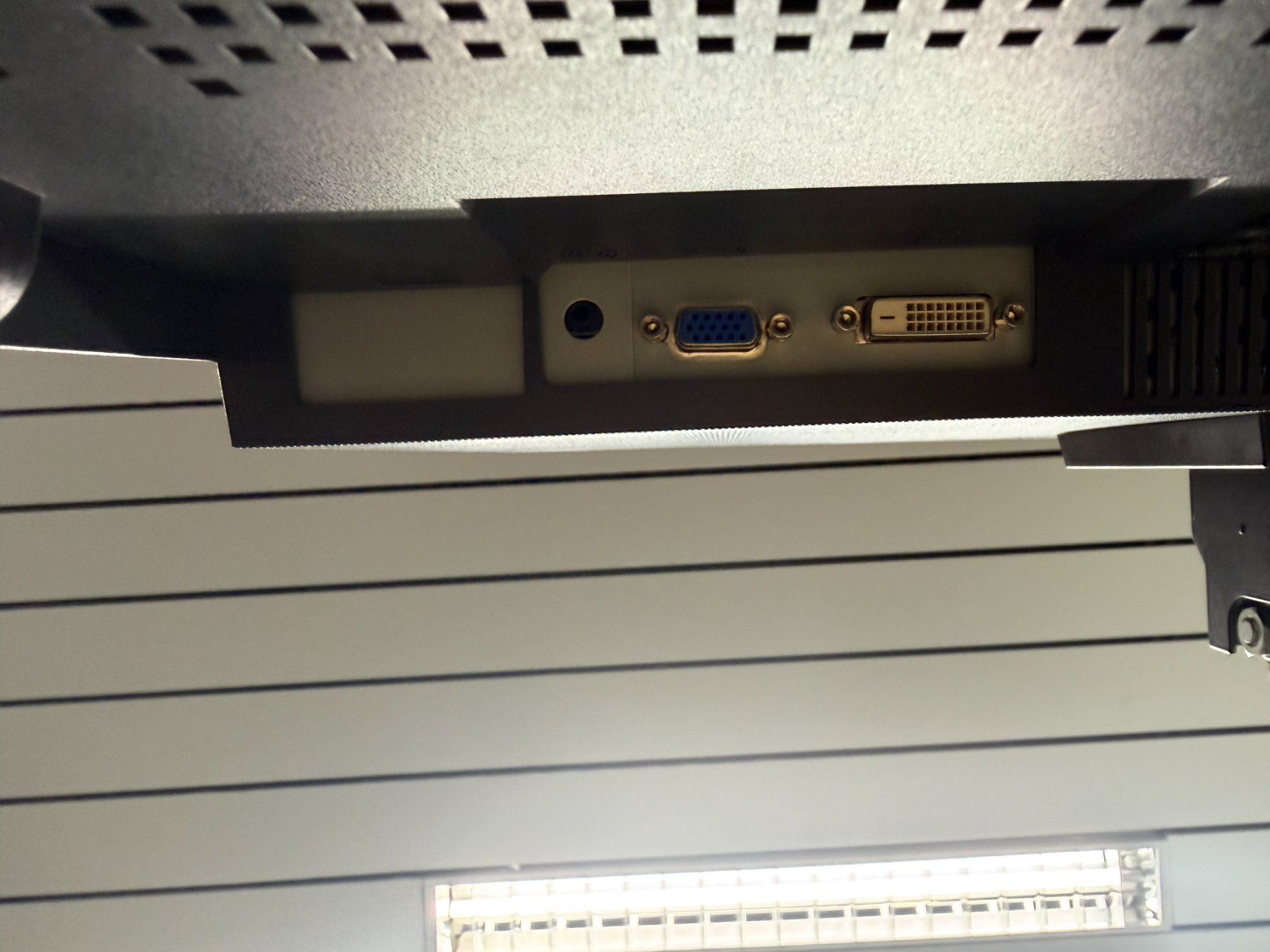 Monitor: Eizo FlexScan S2402W Monitor – Usato da Volketswil venduto da appmac67 8
