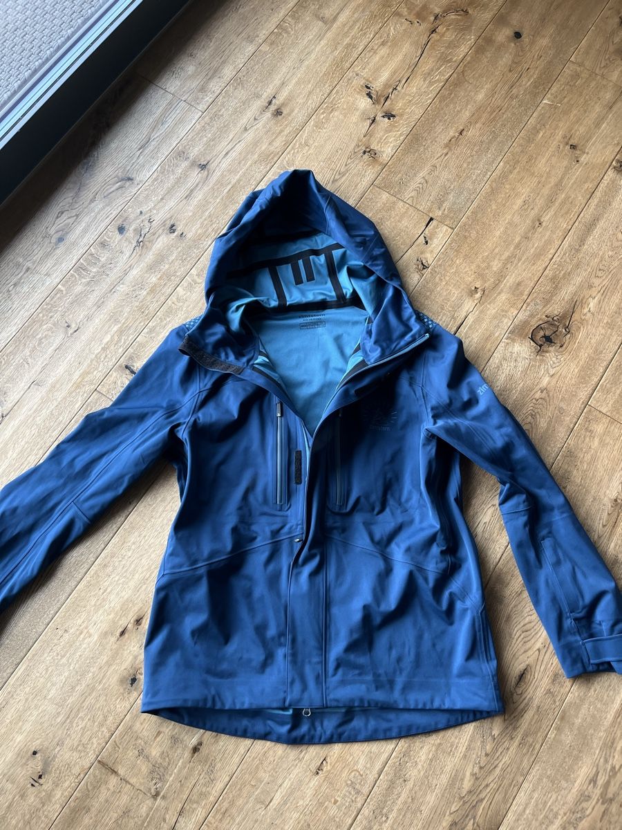 Jacken: Zimtstern Outdoorshelljacke, L – Neu (gemäss Beschreibung) aus Kollbrunn von Bruehlmann111