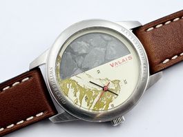 Valais Matterhorn Armbanduhr mit echten Steinen Quarz