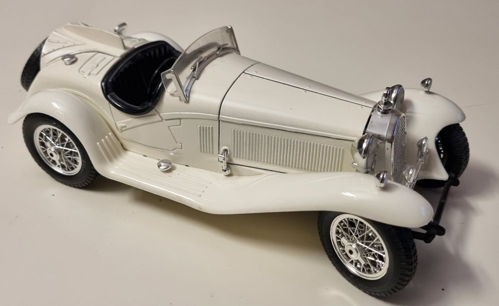 Bburago Alfa Romeo 2300 Spider 1932 – Modèle Réduit 1:18, Blanc, Vintage, Occasion, Oldtimer Culte