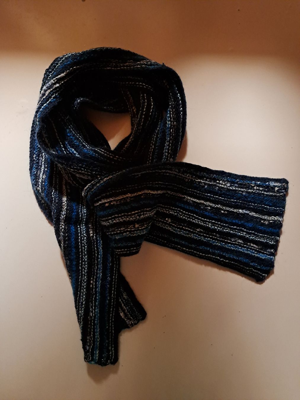 Foulard & Sciarpe: Warmer Winter-Schal, Top Zustand – Nuovo (secondo la descrizione) da Uzwil venduto da eri_lz5x
