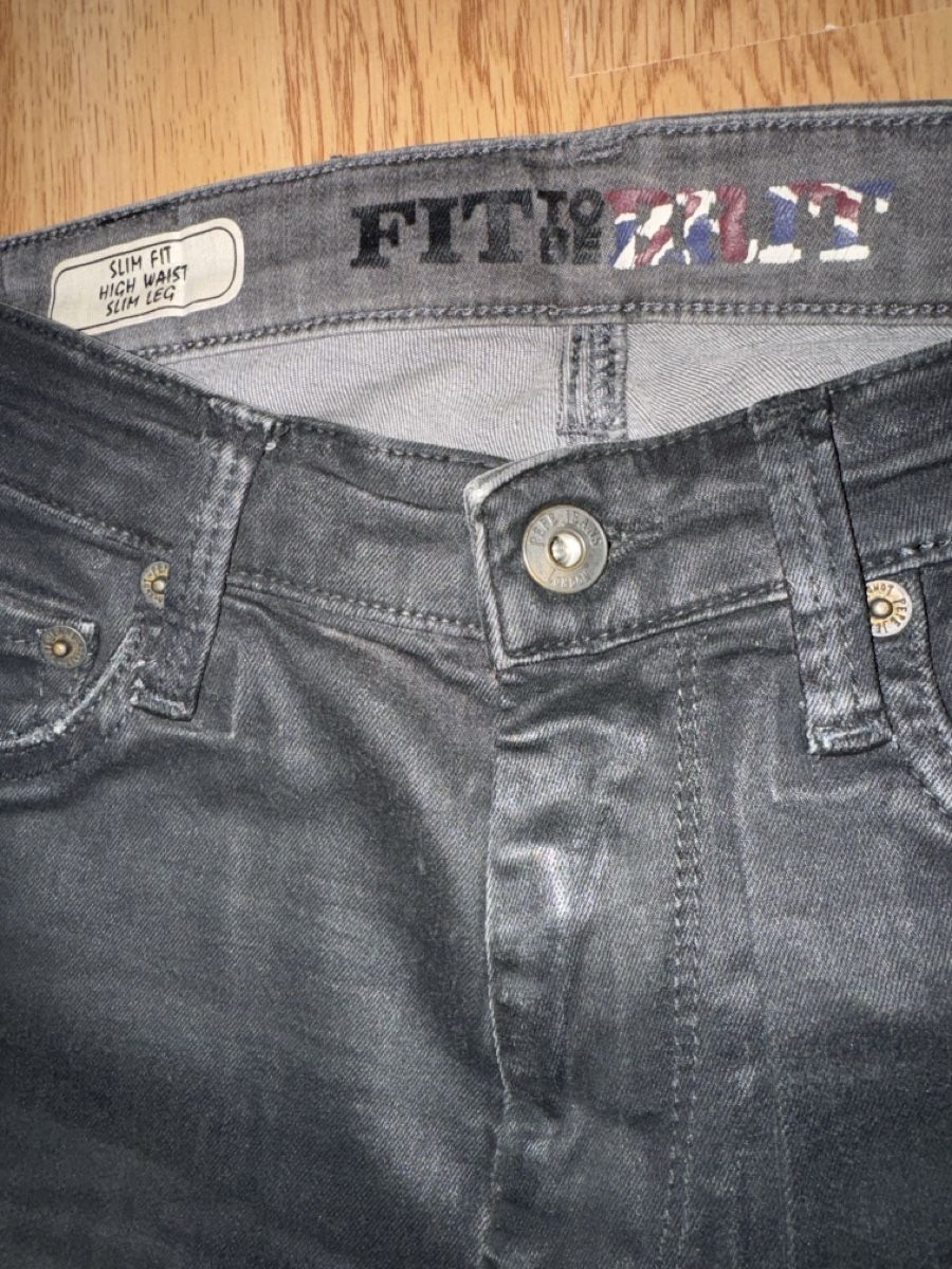 Pepe Jeans Jeans: Pepe Jeans Damen Jeans Fit – Usato da Pfäffikon SZ venduto da mer_qc7w 3