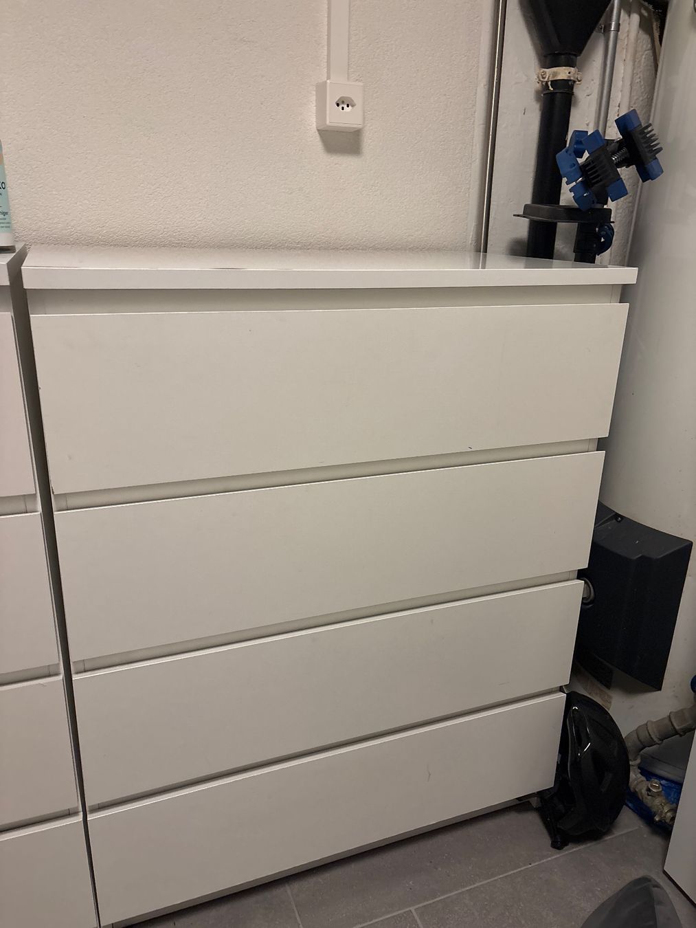 Ikea Cassettiere: IKEA MALM Kommode zu verschenken – Usato da Blauen venduto da nin_2jbw