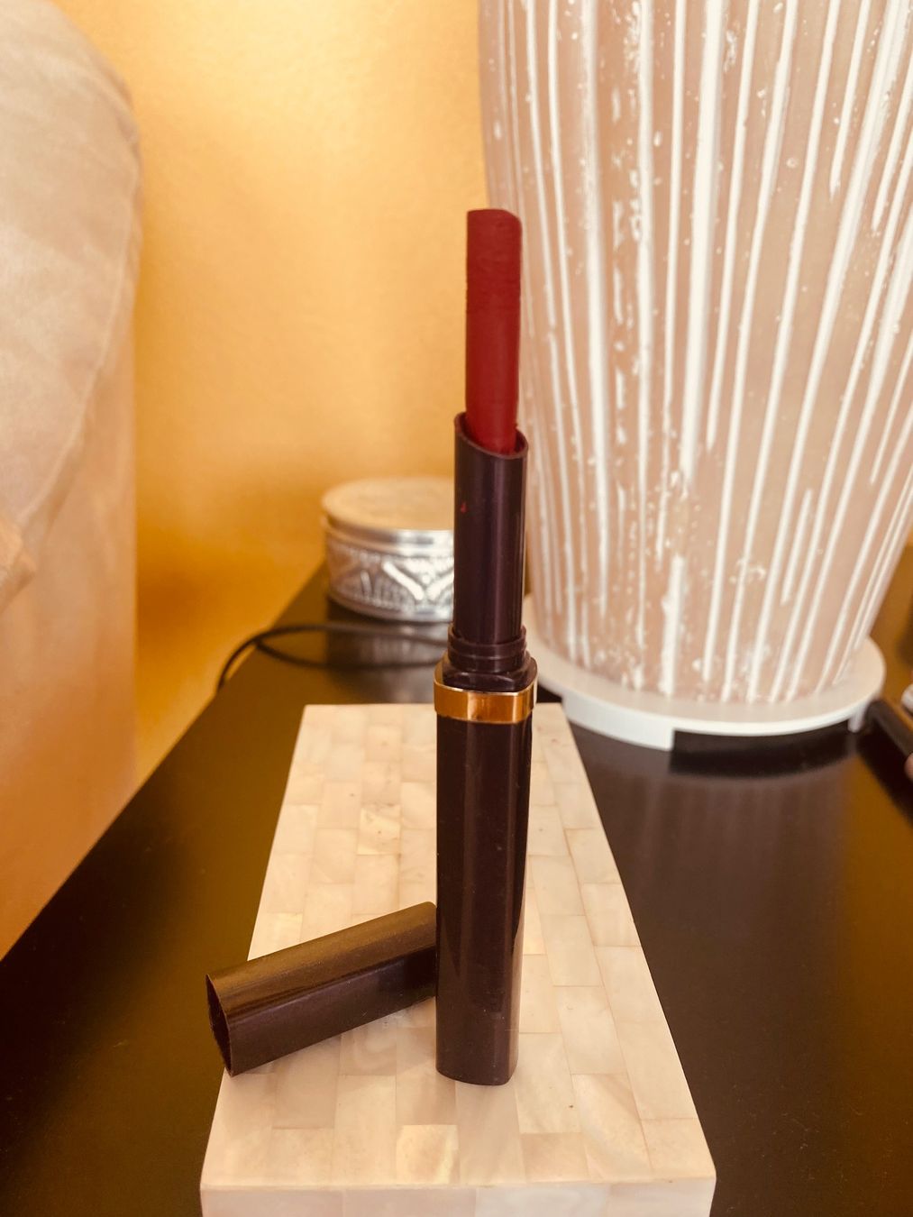 Make-up: Loréal Rouge captif – Gebraucht aus Belmont-sur-Lausanne von chu_vxf5 1