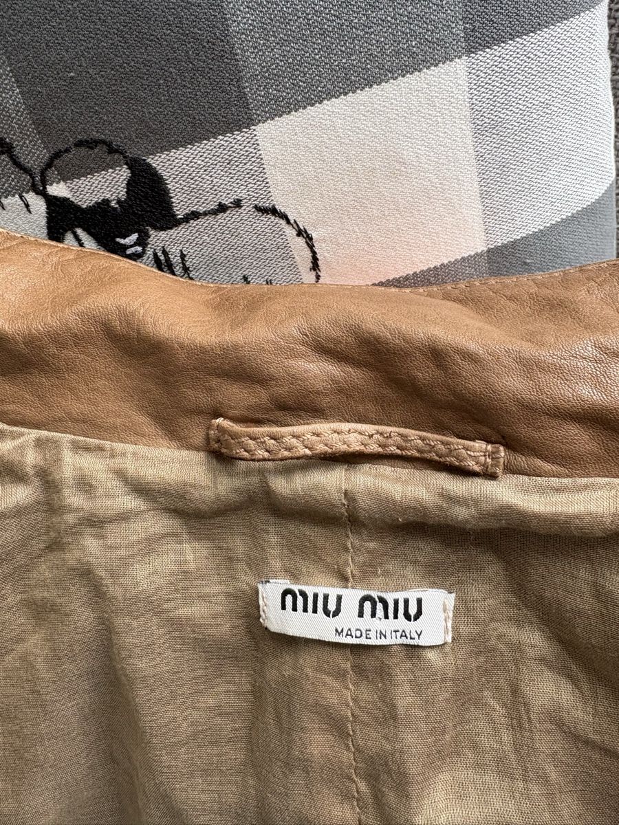 Miu Miu Giacche: Miu Miu Lederjacke, Gr. S – Usato da Rüttenen venduto da Peace61 2