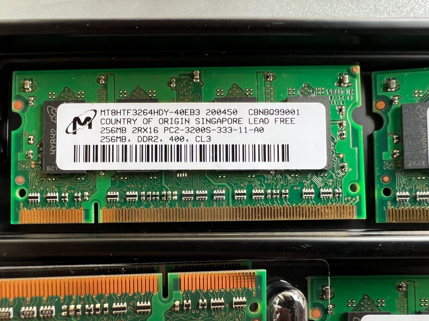 Memoria / RAM: HP SD-RAM 256MB & 512Mb Hewlett Packard Speicher – Usato da Reinach BL venduto da the_Advocat 2