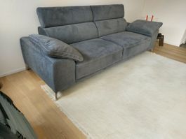 Schubiger Möbel .Sofa neuwertig