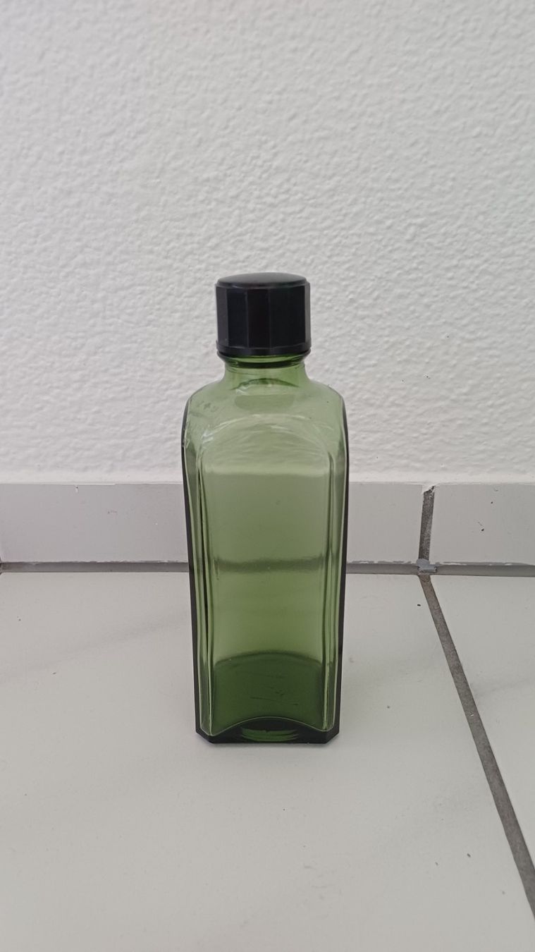 Matériel de laboratoire: Alte Apothekerflasche 5 dl – D'occasion à Neftenbach par QuiQuo
