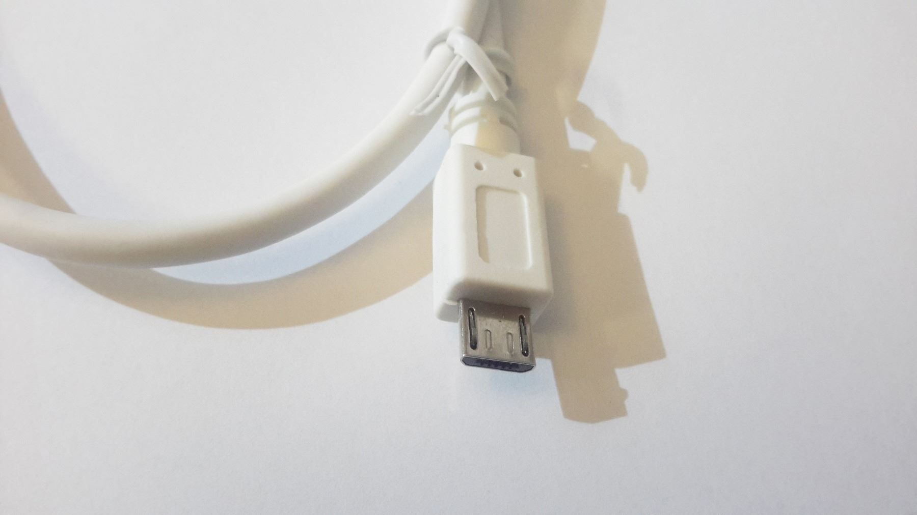 Cavi: USB Micro Kabel, 50 cm, Weiss – Nuovo e nell'imballaggio originale da St. Gallen venduto da cointec 2