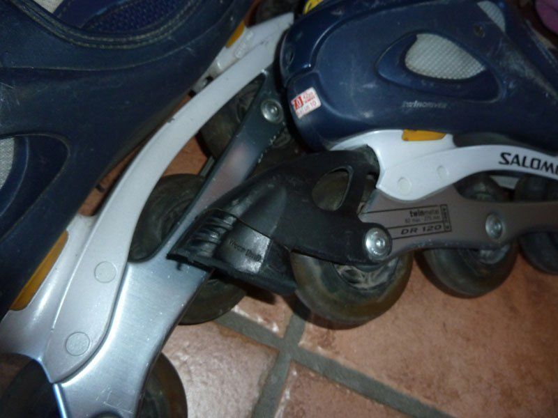Salomon Pattini in linea & Pattini a rotelle: Salomon Rollerblades/ Rollschuhe Gr 42.5 – Usato da Ruggell venduto da Btt 2