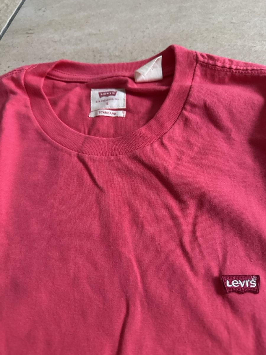 Levi's T-shirt: T-Shirt Grösse S Levis – Nuovo (secondo la descrizione) da Otelfingen venduto da Tommy112 1