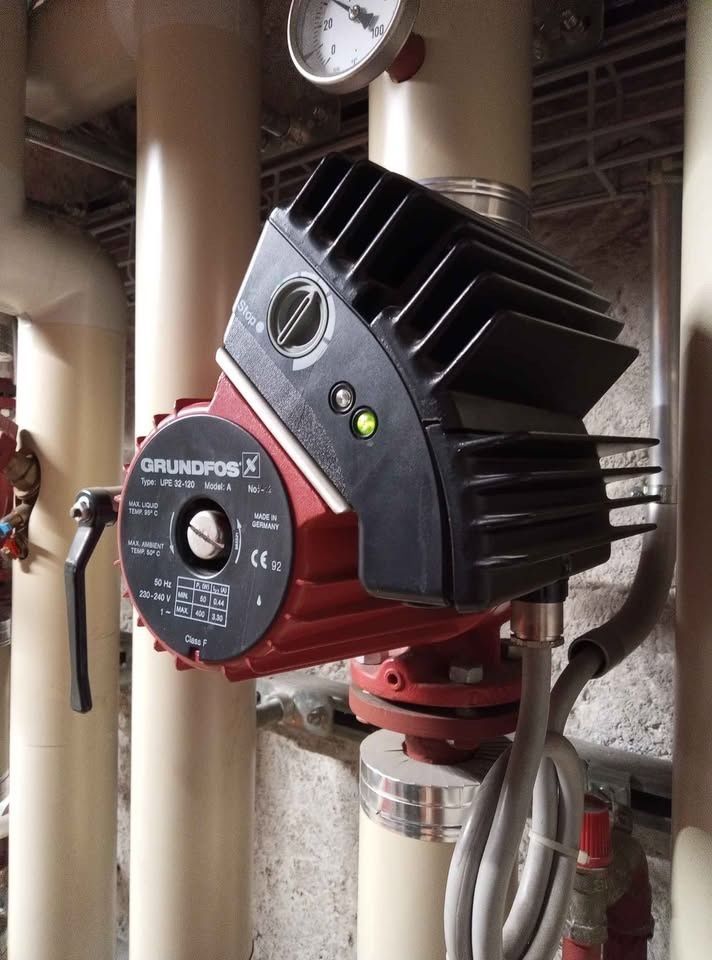 Grundfos Riscaldamento: Grundfos pumpe – Usato da Bienne venduto da Daniel_Schader 5