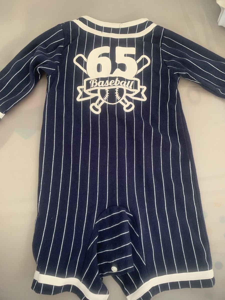 Ensembles coordonnés: Baby Schlafanzug oder Einteiler, Grösse 68, Top Zustand! – D'occasion à Basel par yir_tj2l 1