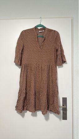 Elegant Leopard Print Dress - Perfect for Spring ! Size S